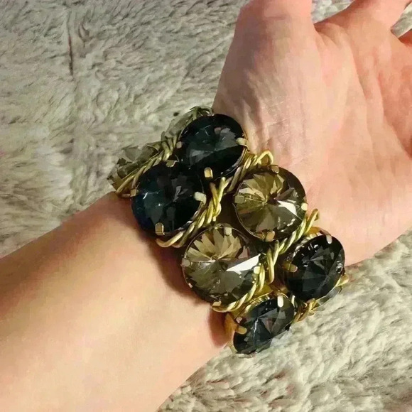 Vintage Rhinestone Jeweled Stretch Bracelet. - Picture 4 of 5